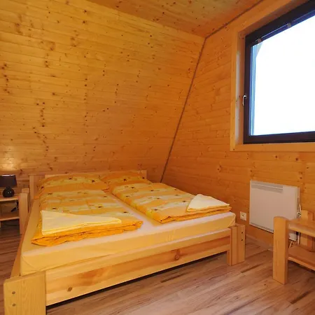 Parque de Campismo Autocamping Podlesok